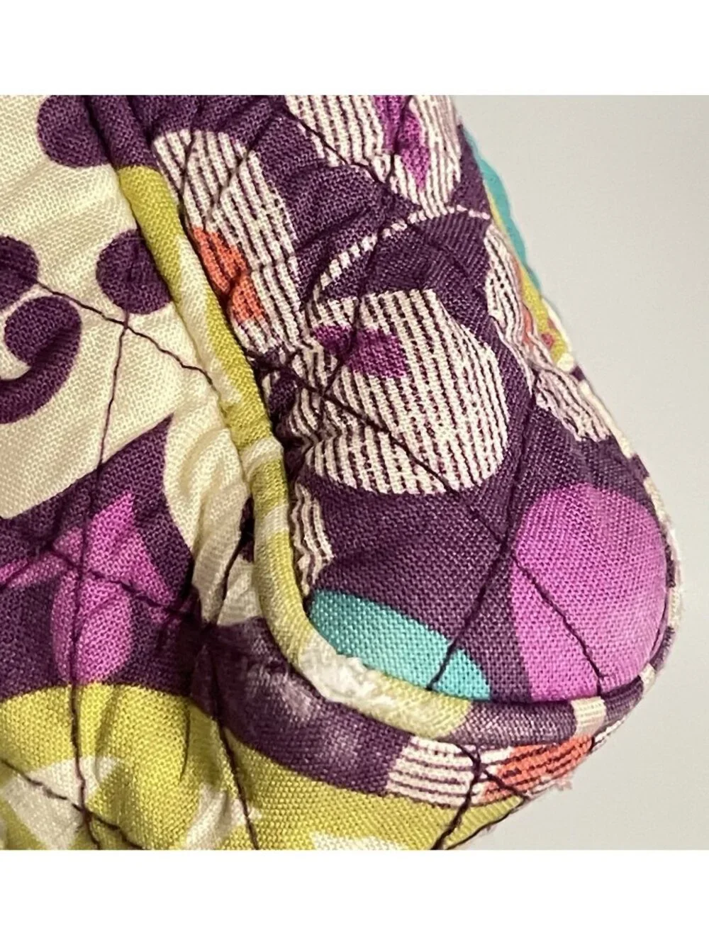 Vera Bradley Plum Crazy Mailbag Messenger Crossbody Retired Quilted Bag Florals
